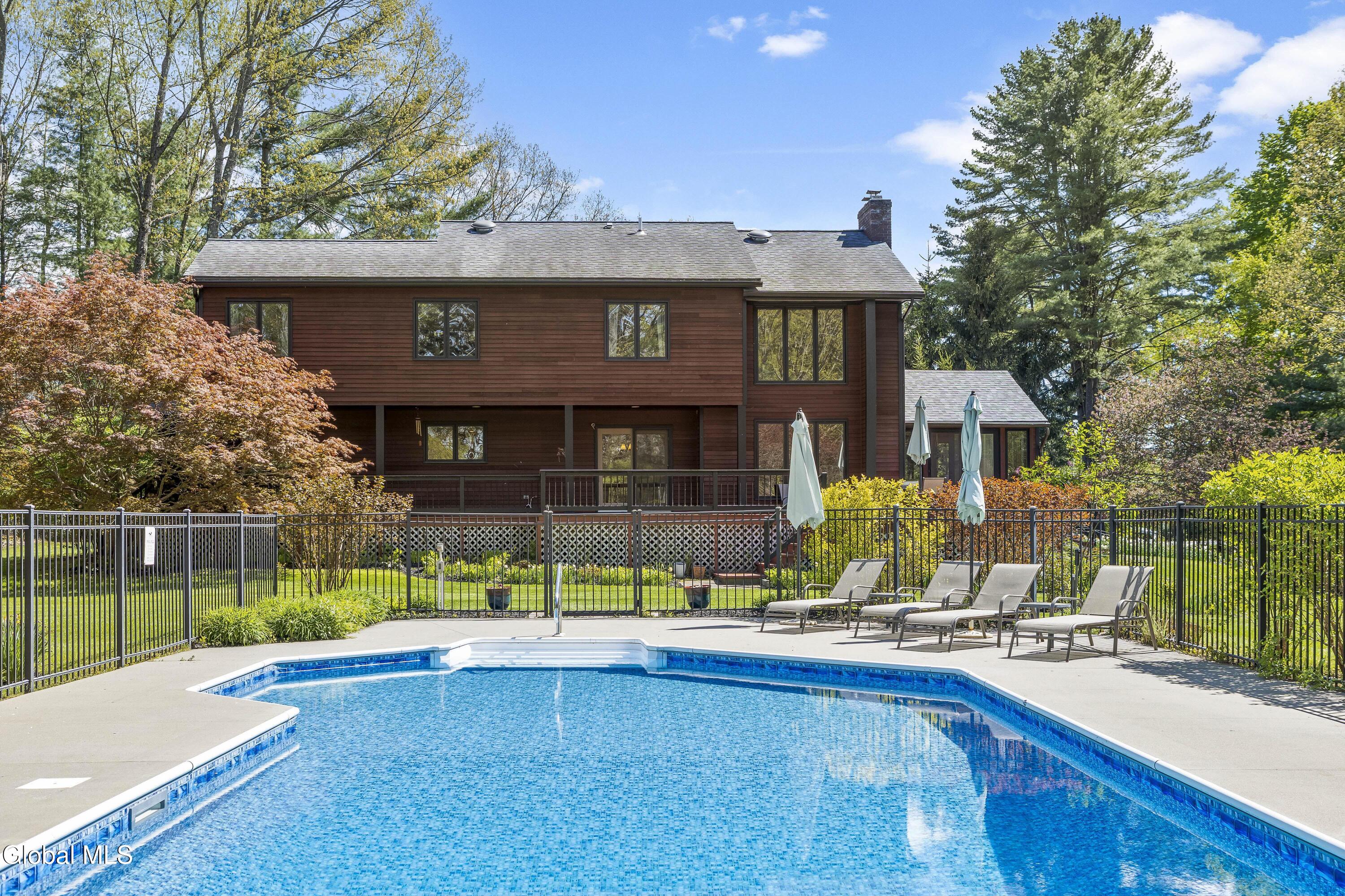 15 Dyer Switch Road Saratoga Springs NY 12866