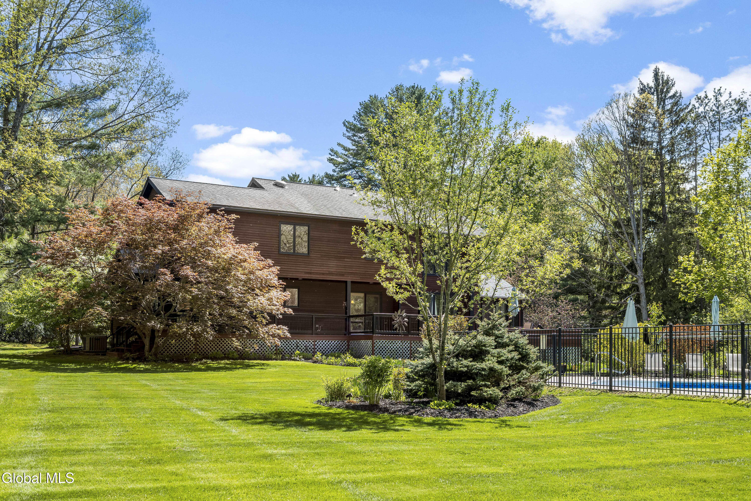 15 Dyer Switch Road Saratoga Springs NY 12866