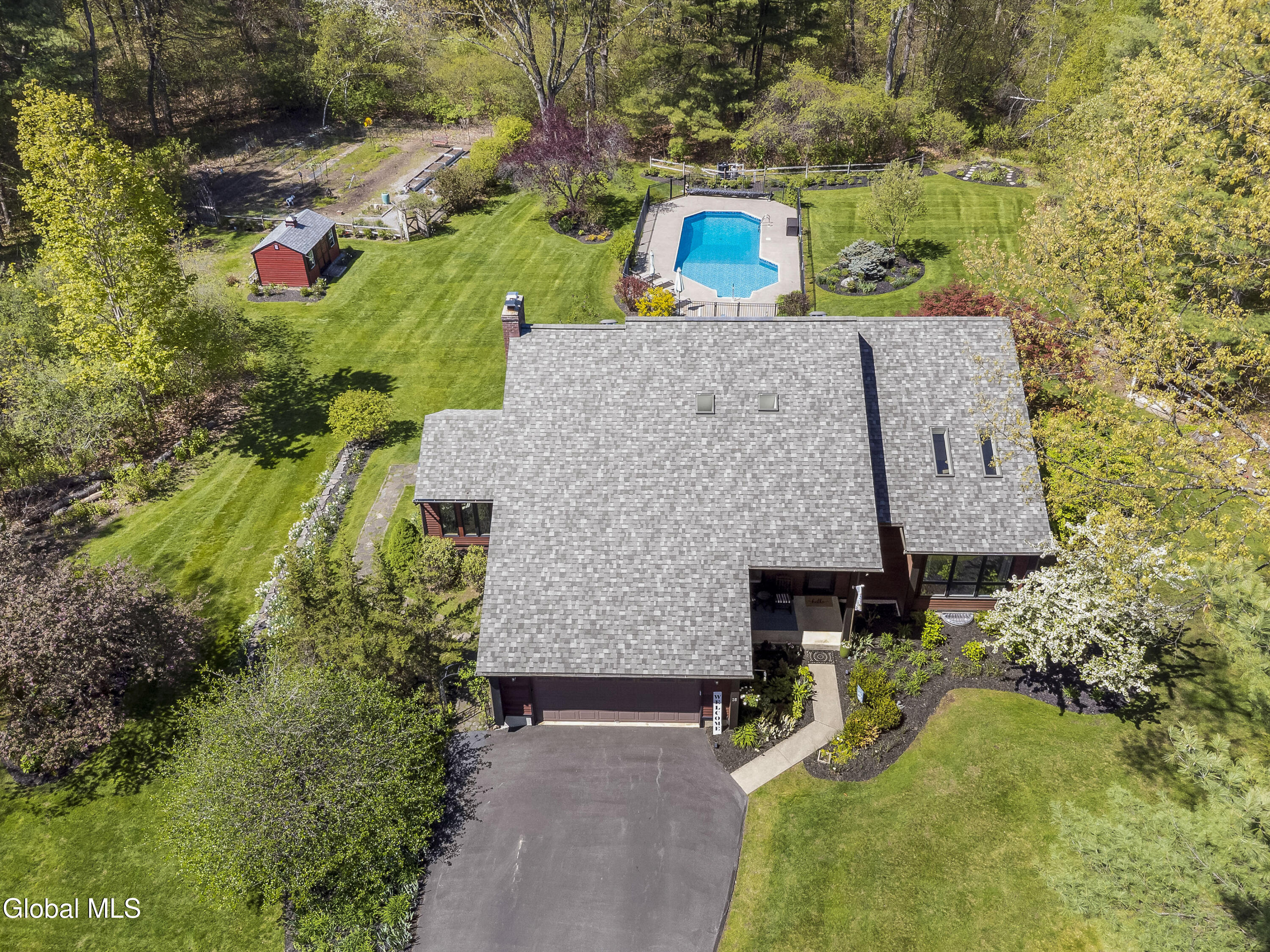 15 Dyer Switch Road Saratoga Springs NY 12866