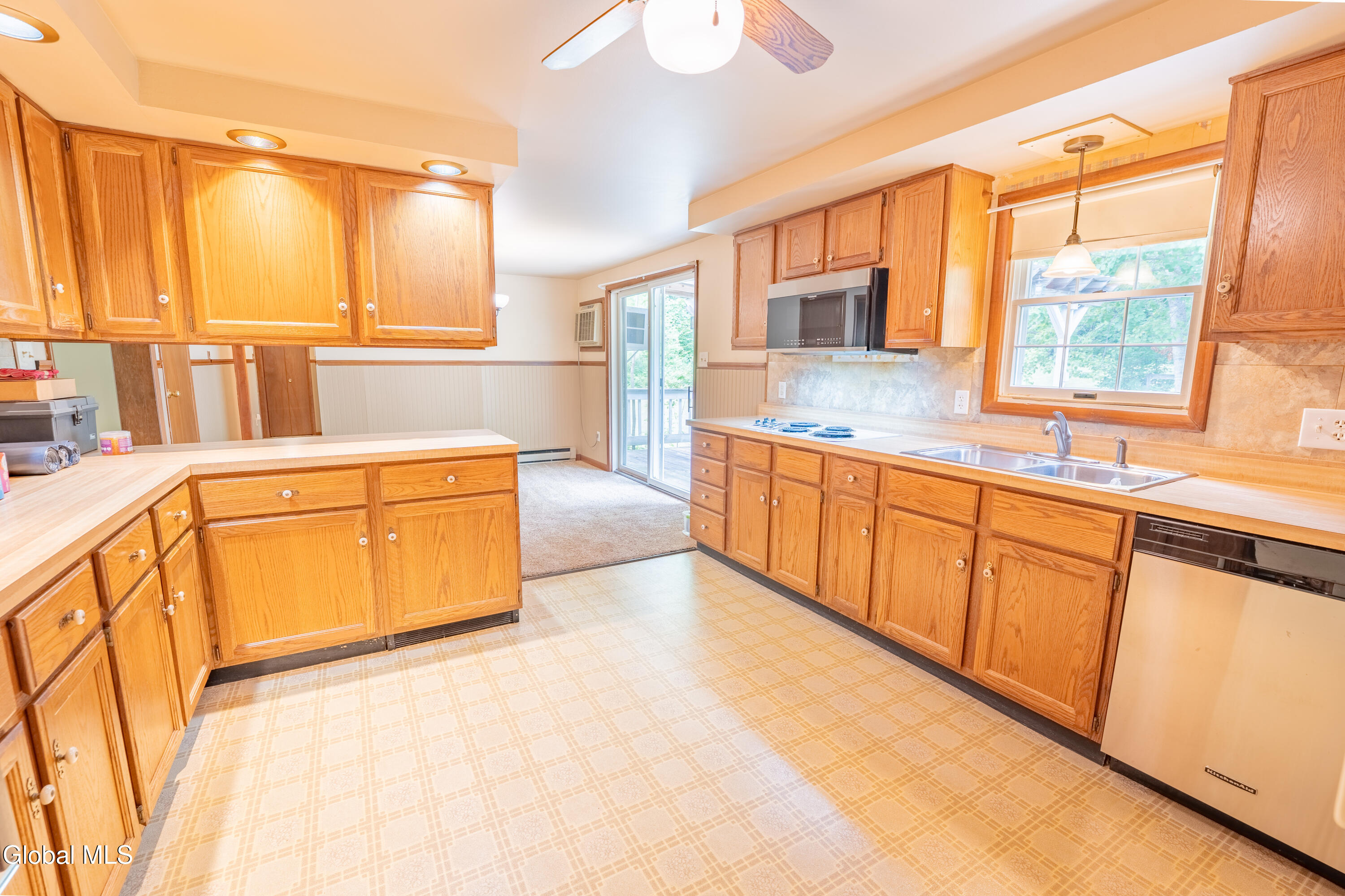 430 County Highway 101 Gloversville NY 12078
