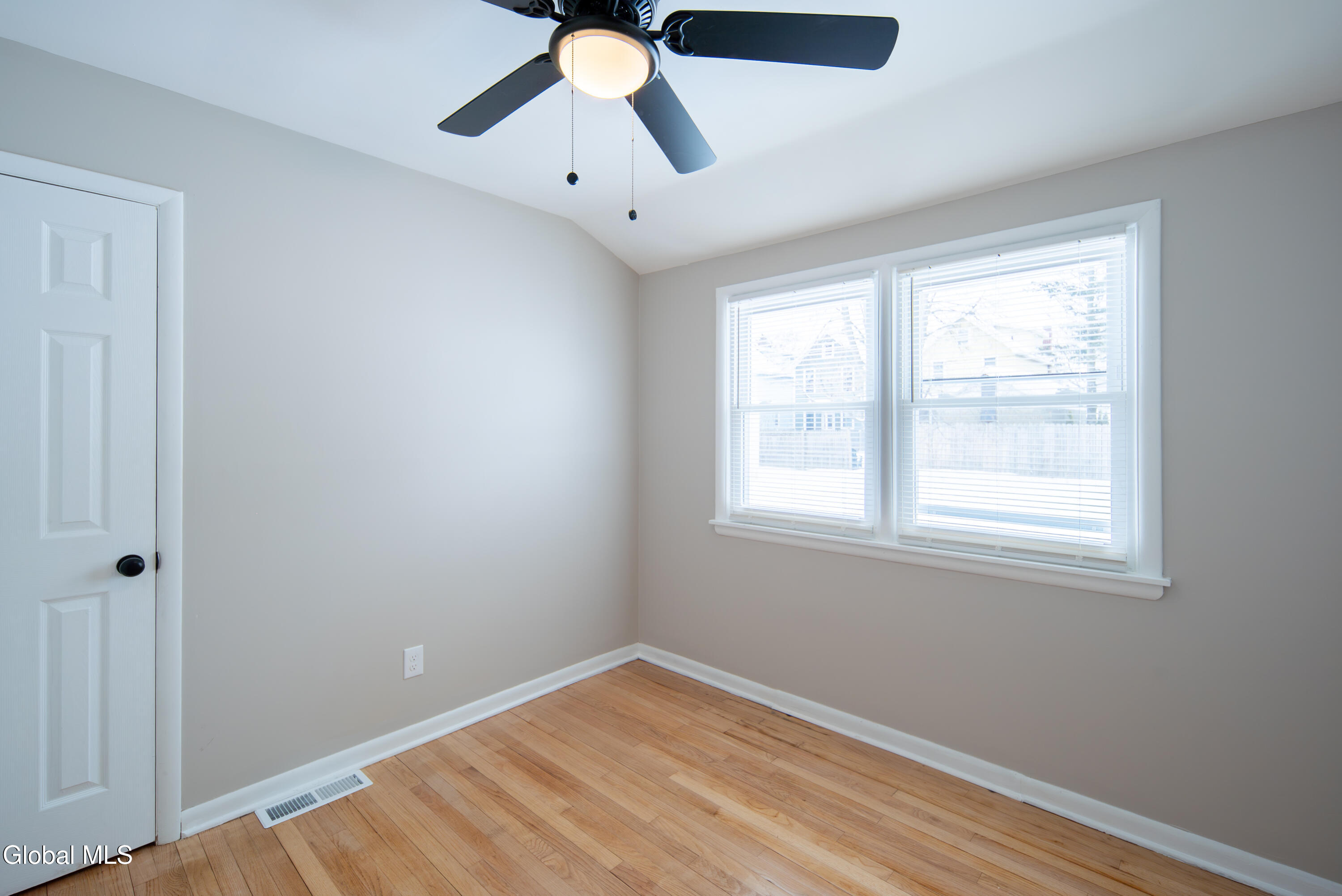 59 Lawnridge Avenue Albany NY 12208
