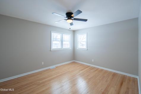59 Lawnridge Avenue Albany NY 12208