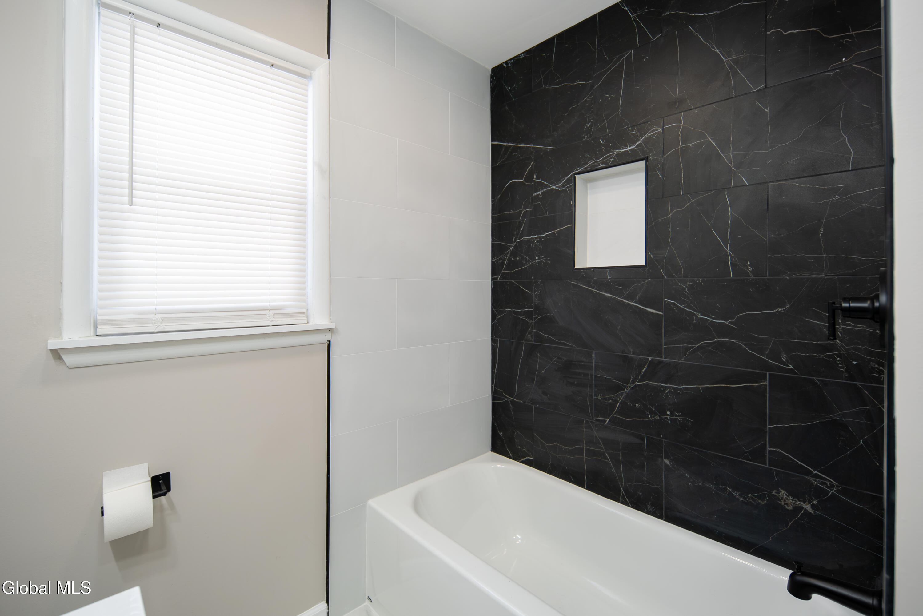 59 Lawnridge Avenue Albany NY 12208