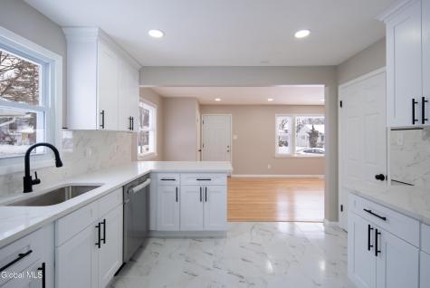 59 Lawnridge Avenue Albany NY 12208