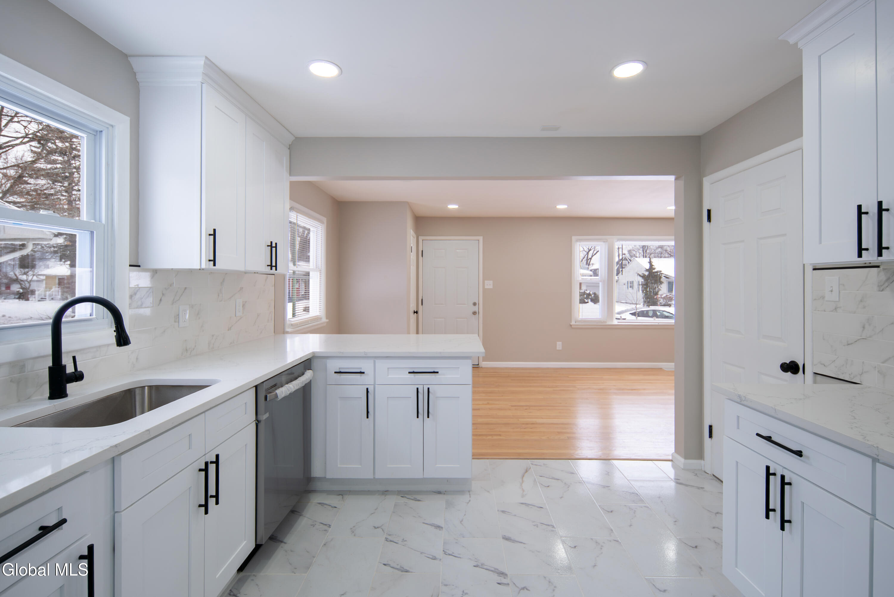 59 Lawnridge Avenue Albany NY 12208