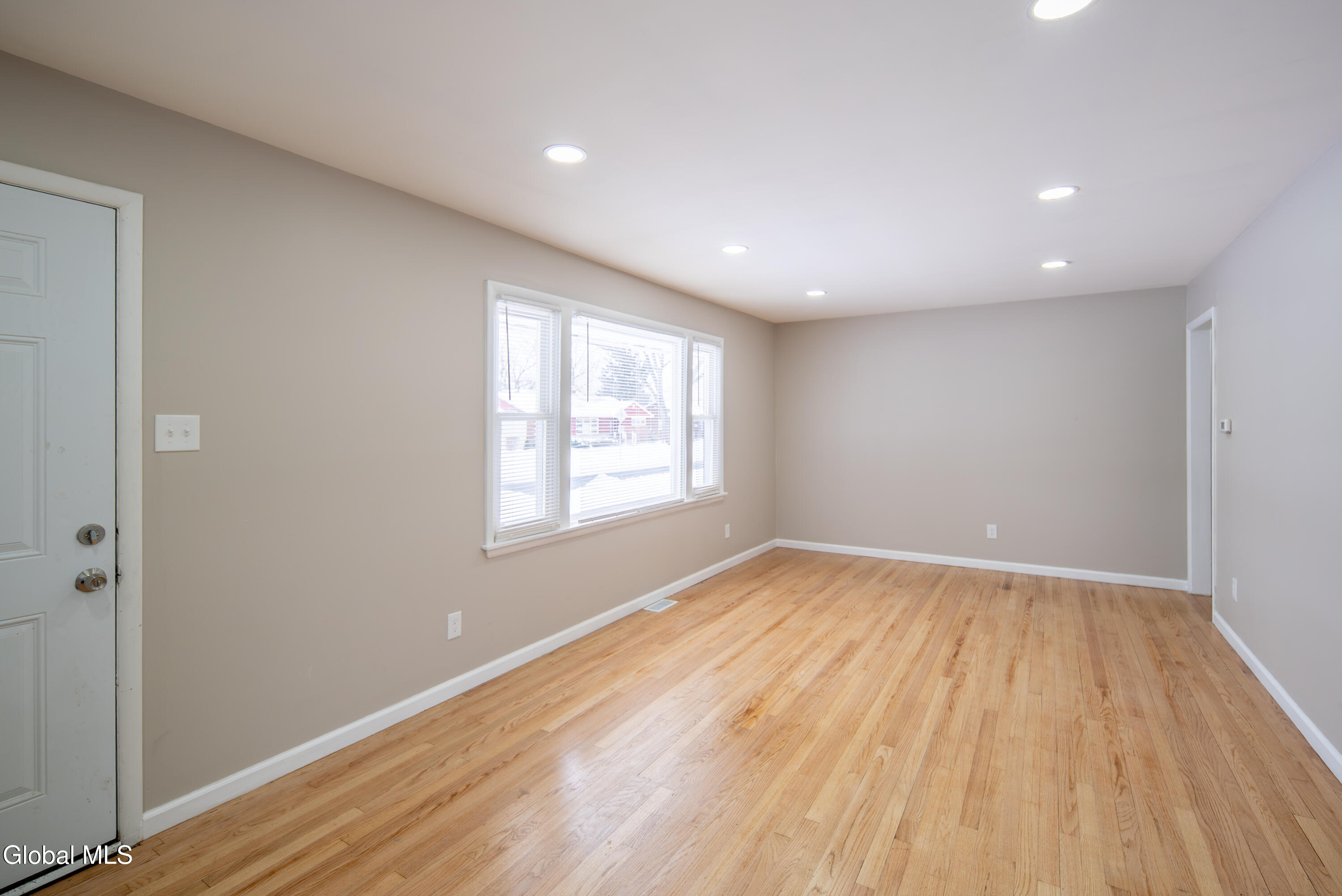 59 Lawnridge Avenue Albany NY 12208