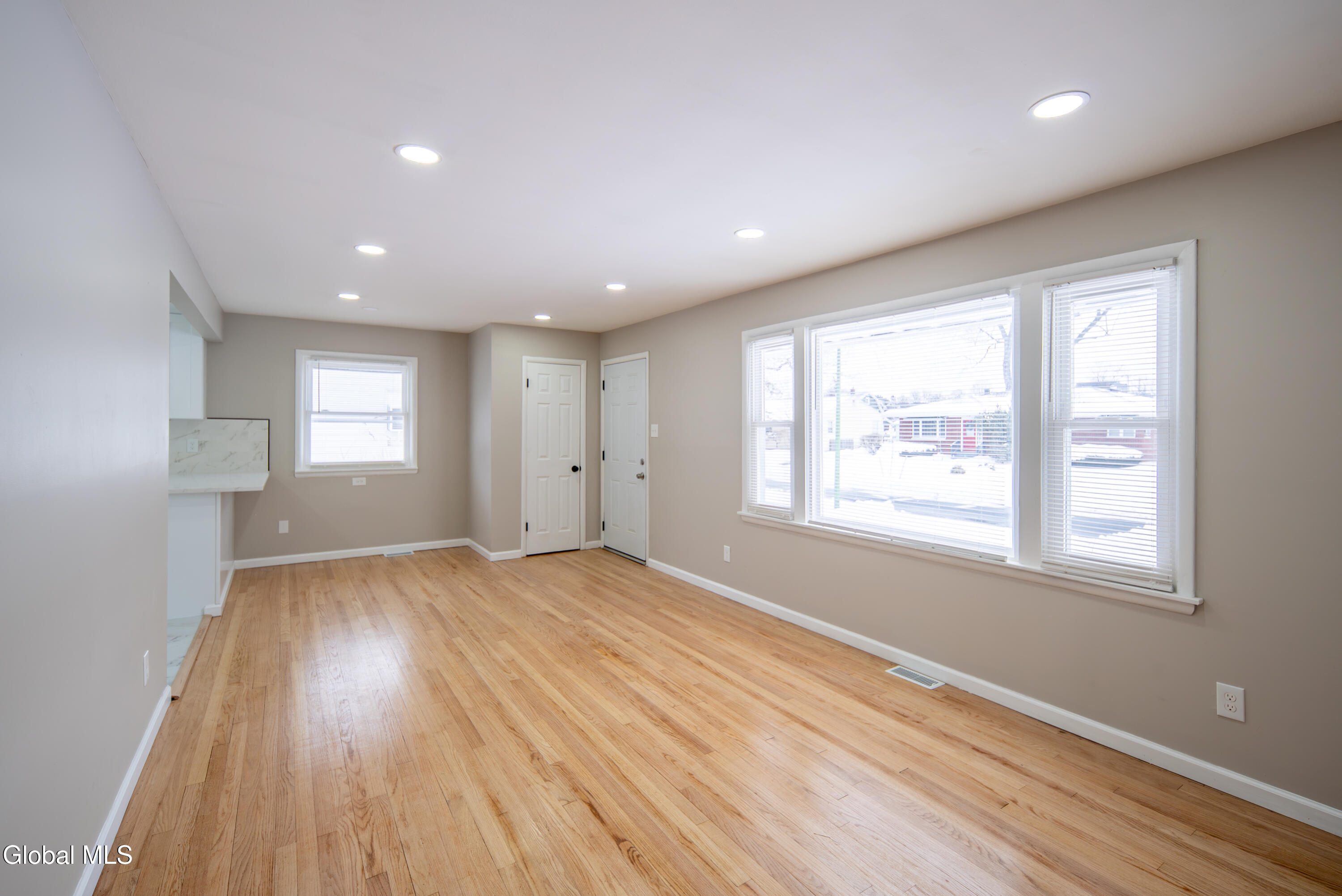 59 Lawnridge Avenue Albany NY 12208