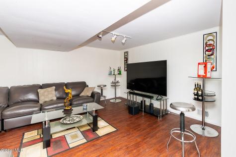 22 Hialeah Drive Troy NY 12182