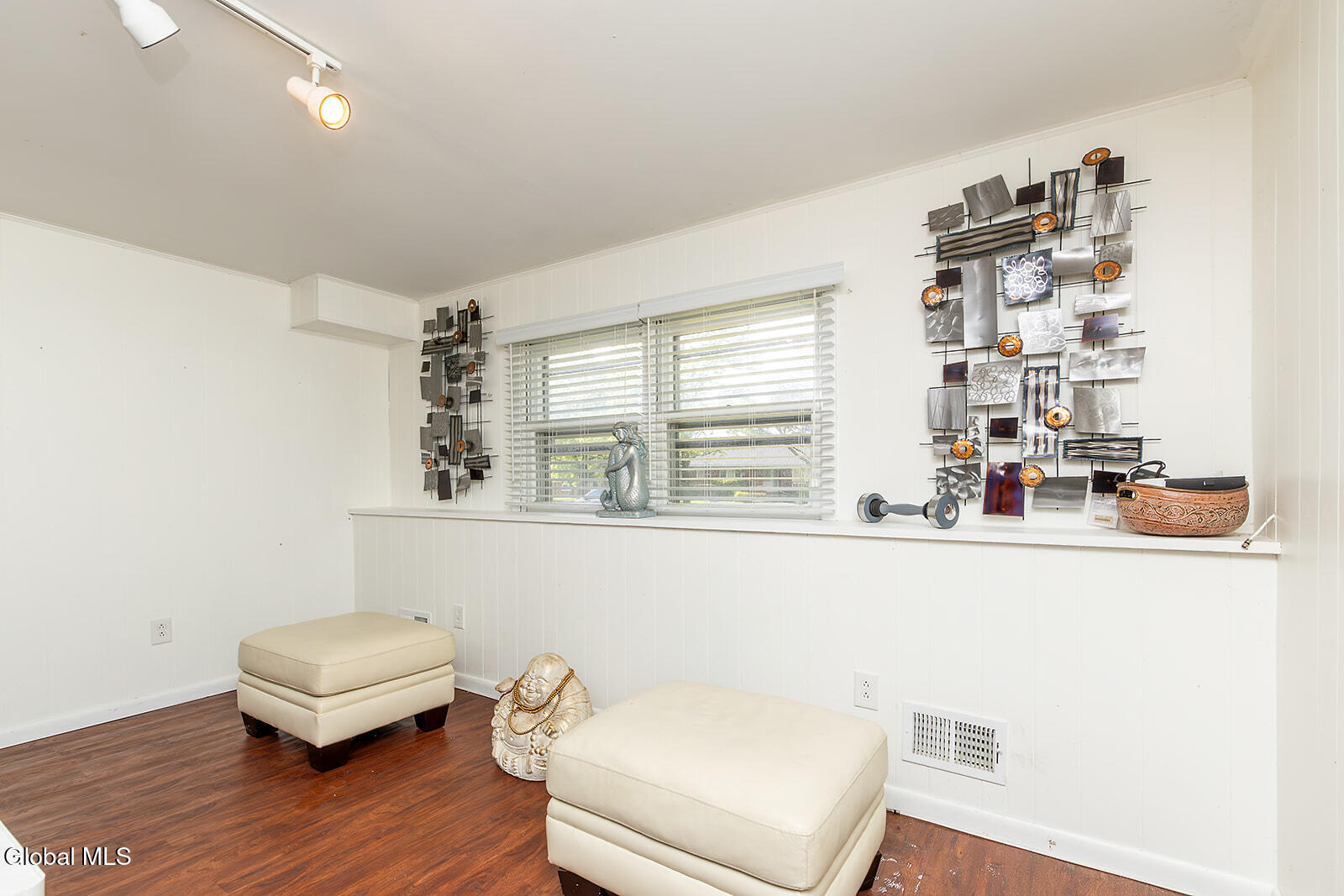 22 Hialeah Drive Troy NY 12182