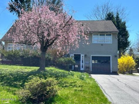 2318 Plum Street Niskayuna NY 12309