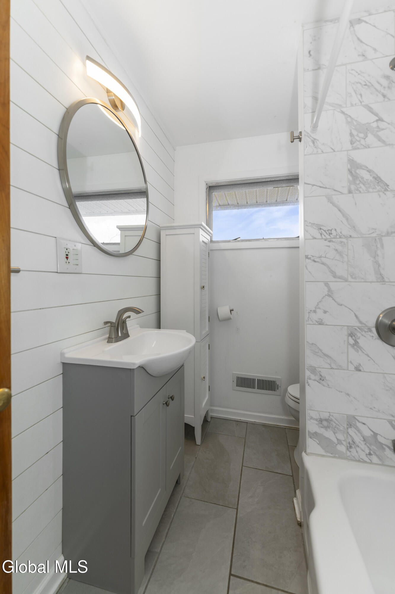 2318 Plum Street Niskayuna NY 12309