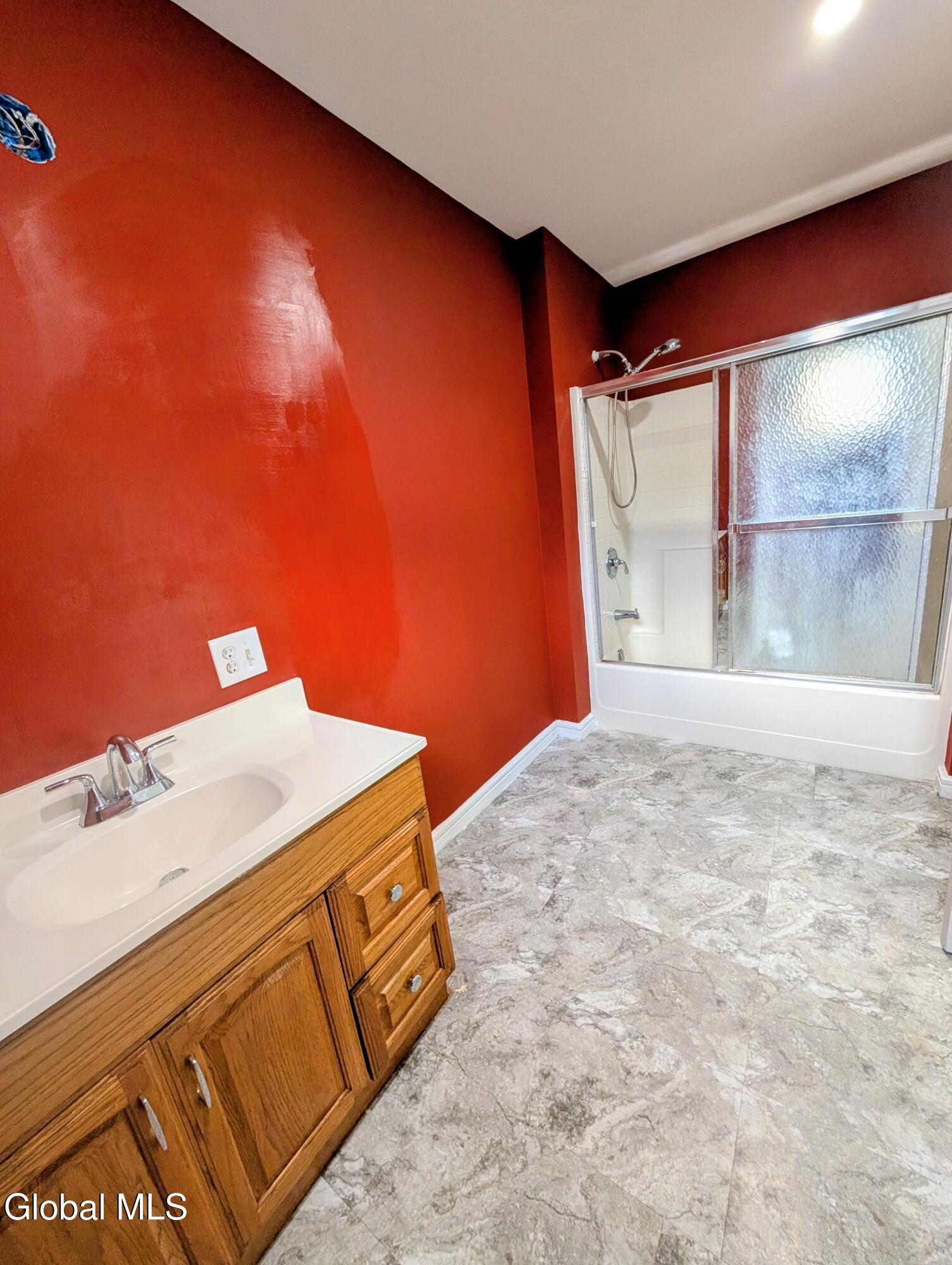 32-34 Champlain Avenue Whitehall NY 12887