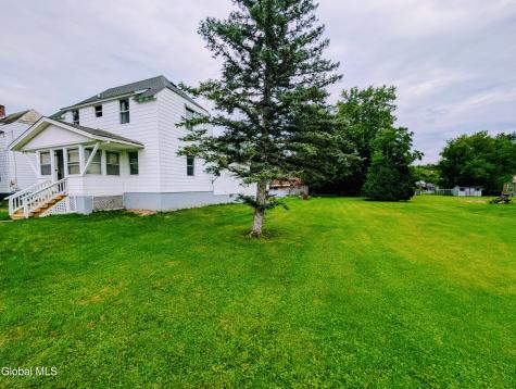 32-34 Champlain Avenue Whitehall NY 12887