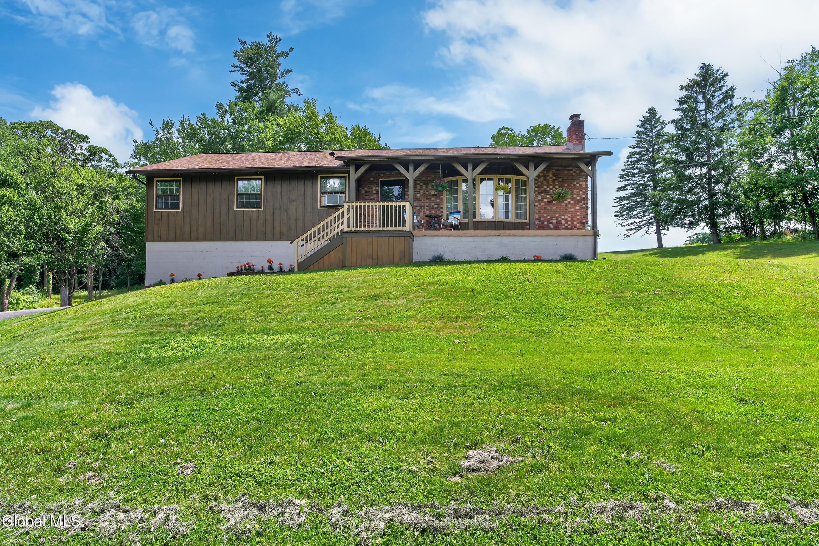 337 Quackenbush Road Schenectady NY 12306