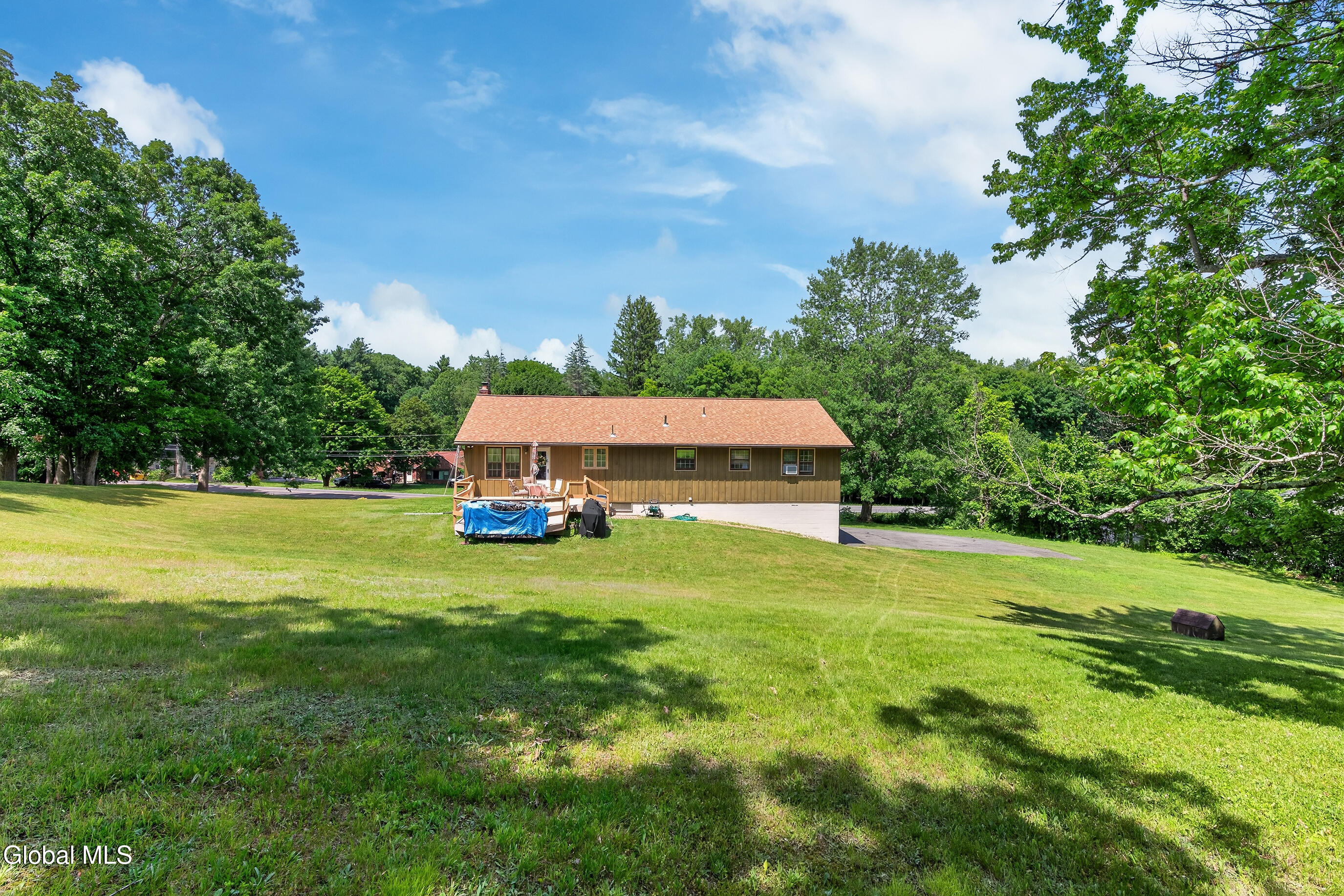 337 Quackenbush Road Schenectady NY 12306