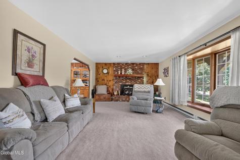 337 Quackenbush Road Schenectady NY 12306