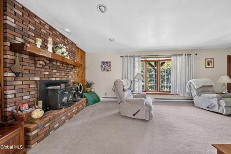 337 Quackenbush Road Schenectady NY 12306