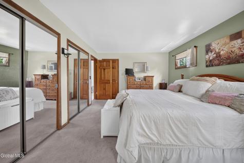 337 Quackenbush Road Schenectady NY 12306