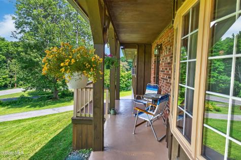 337 Quackenbush Road Schenectady NY 12306
