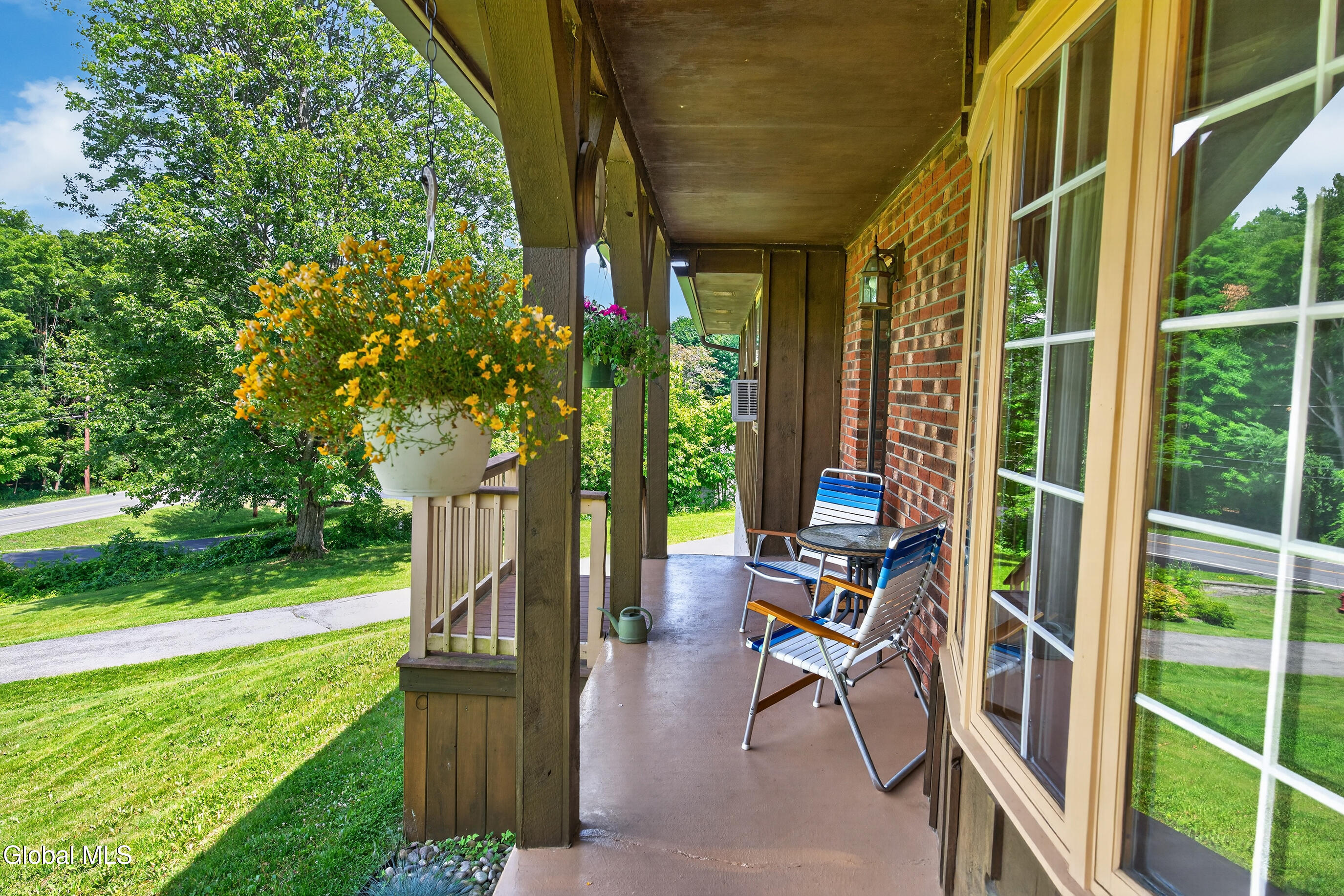 337 Quackenbush Road Schenectady NY 12306