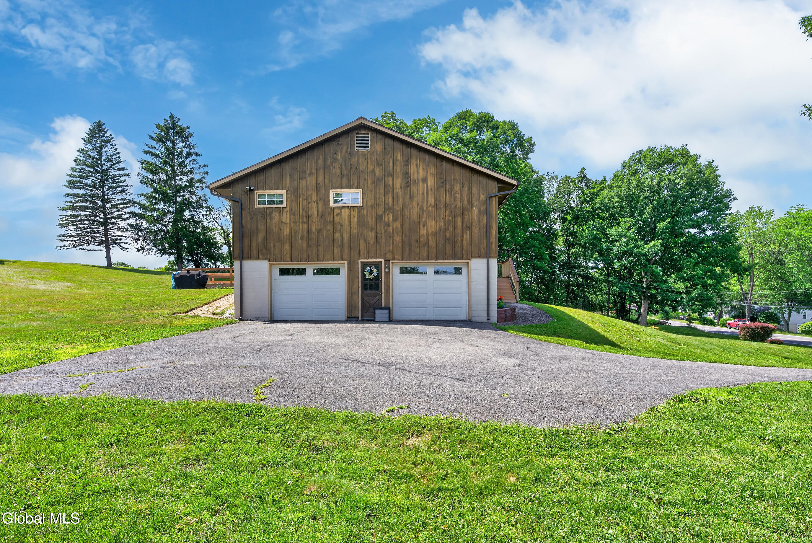337 Quackenbush Road Schenectady NY 12306