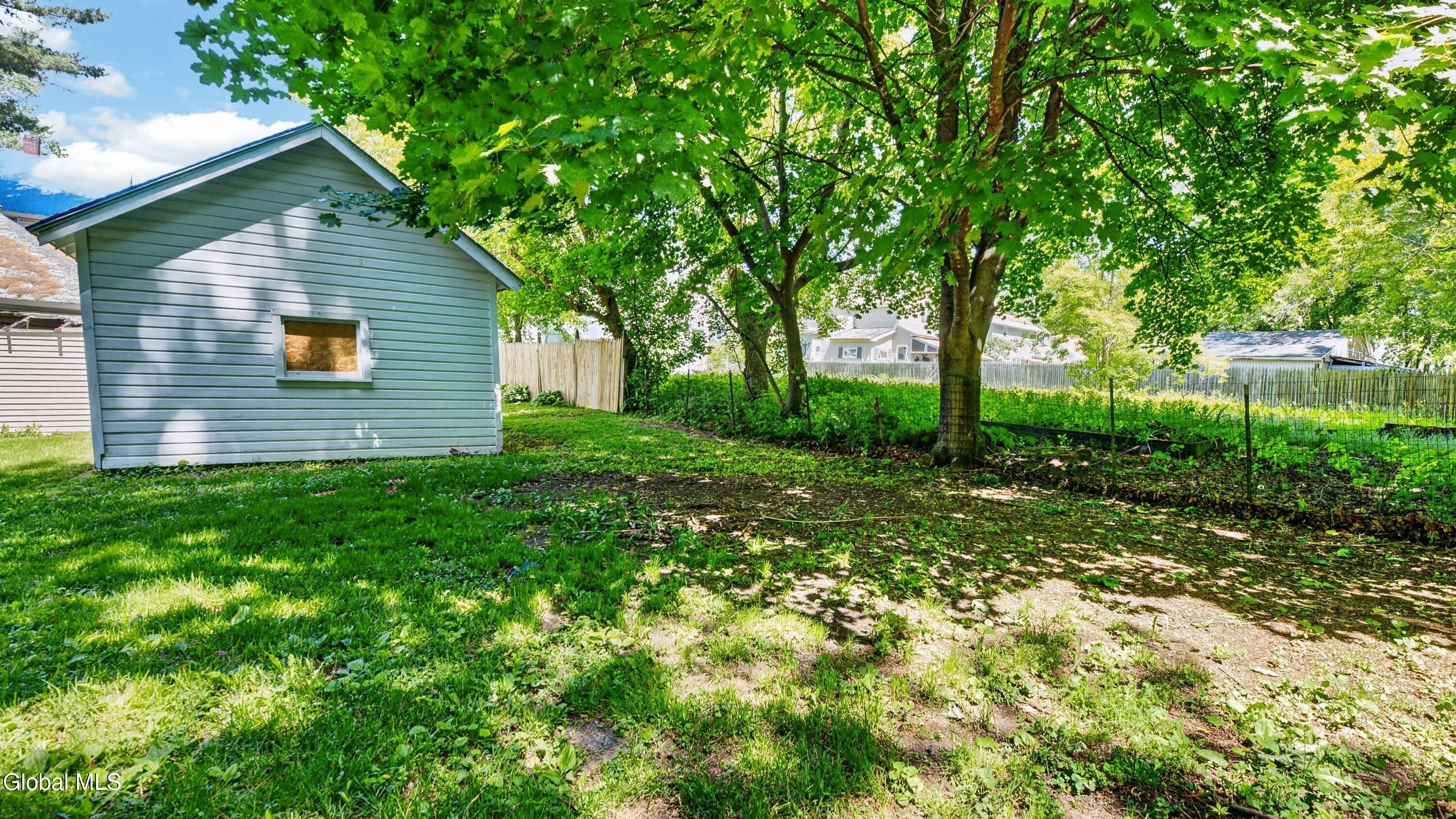 528 1/2 N Market Street Johnstown NY 12095
