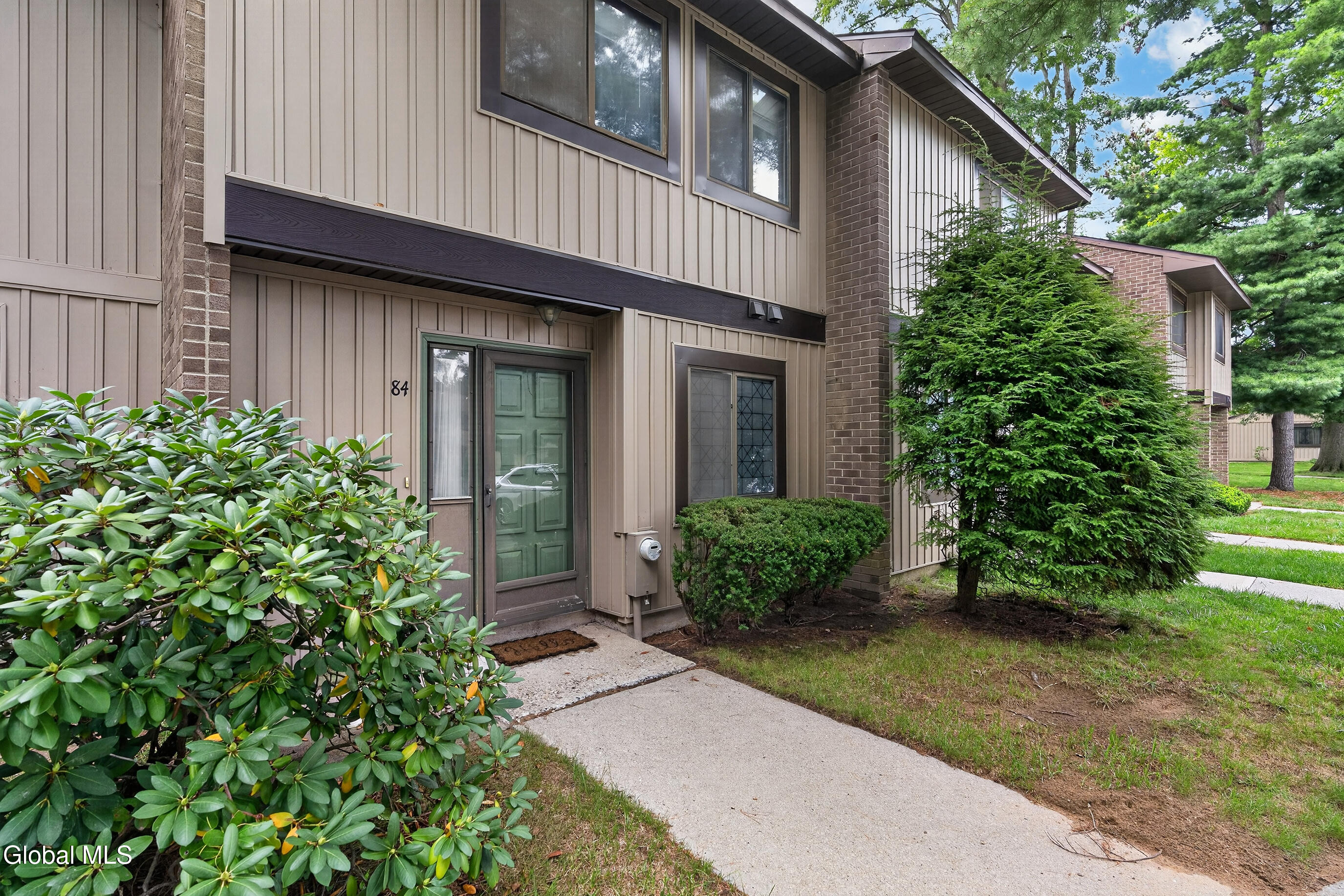 84 Crestwood Terrace Albany NY 12203