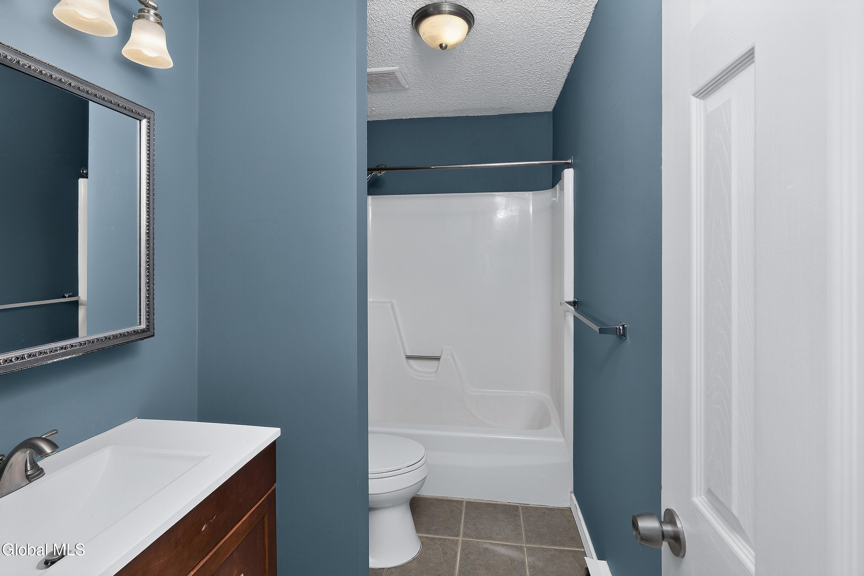 84 Crestwood Terrace Albany NY 12203