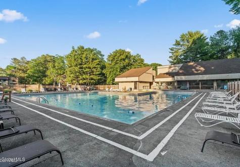 84 Crestwood Terrace Albany NY 12203