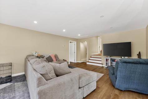 78 Tollgate Road Averill Park NY 12018