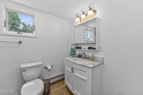 78 Tollgate Road Averill Park NY 12018