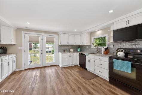 78 Tollgate Road Averill Park NY 12018