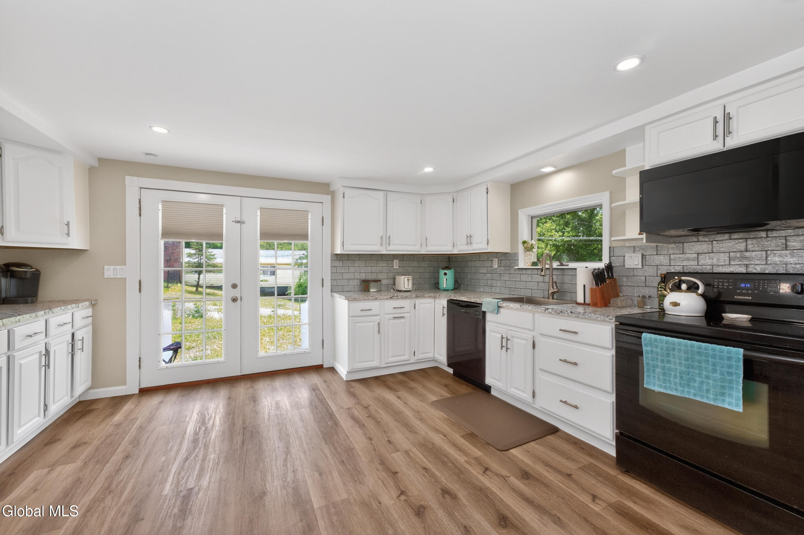 78 Tollgate Road Averill Park NY 12018