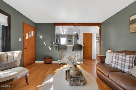 28 Smith Avenue Colonie NY 12205
