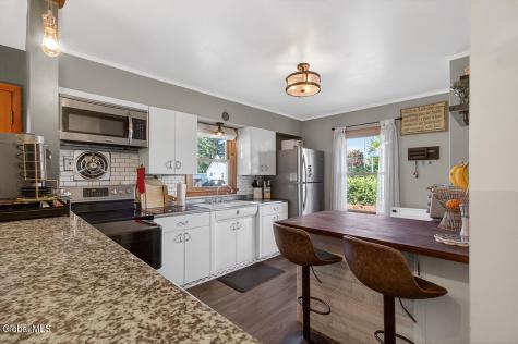 28 Smith Avenue Colonie NY 12205
