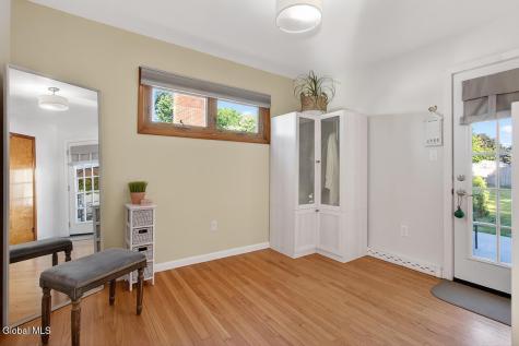 28 Smith Avenue Colonie NY 12205