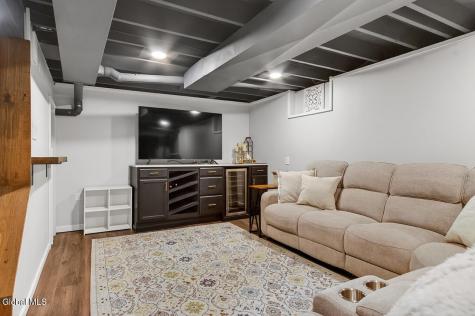 28 Smith Avenue Colonie NY 12205