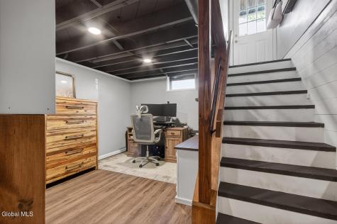 28 Smith Avenue Colonie NY 12205