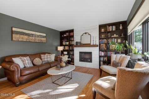 28 Smith Avenue Colonie NY 12205