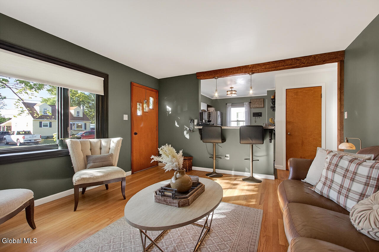 28 Smith Avenue Colonie NY 12205