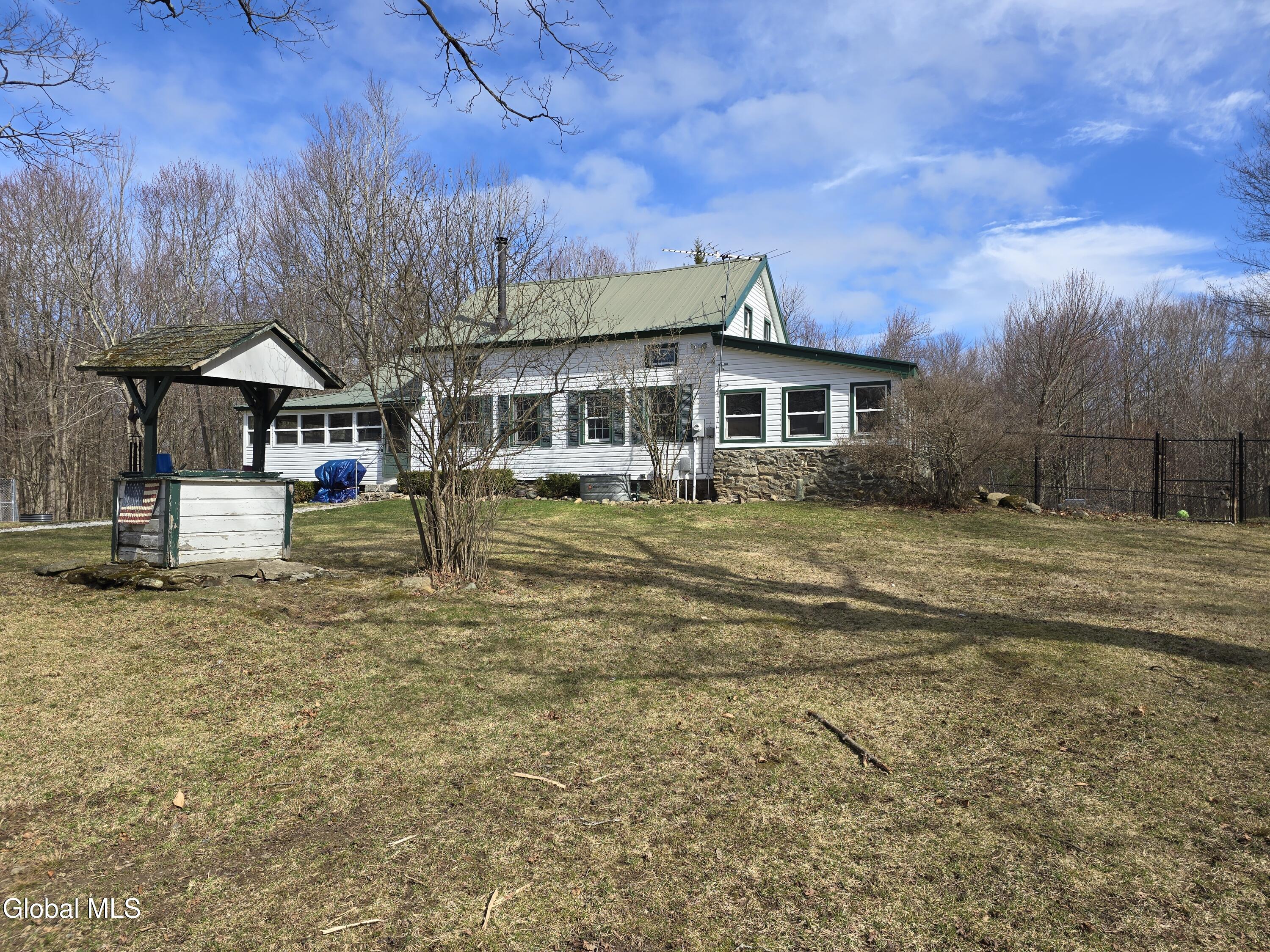 344 Dyken Pond Road Petersburgh NY 12138