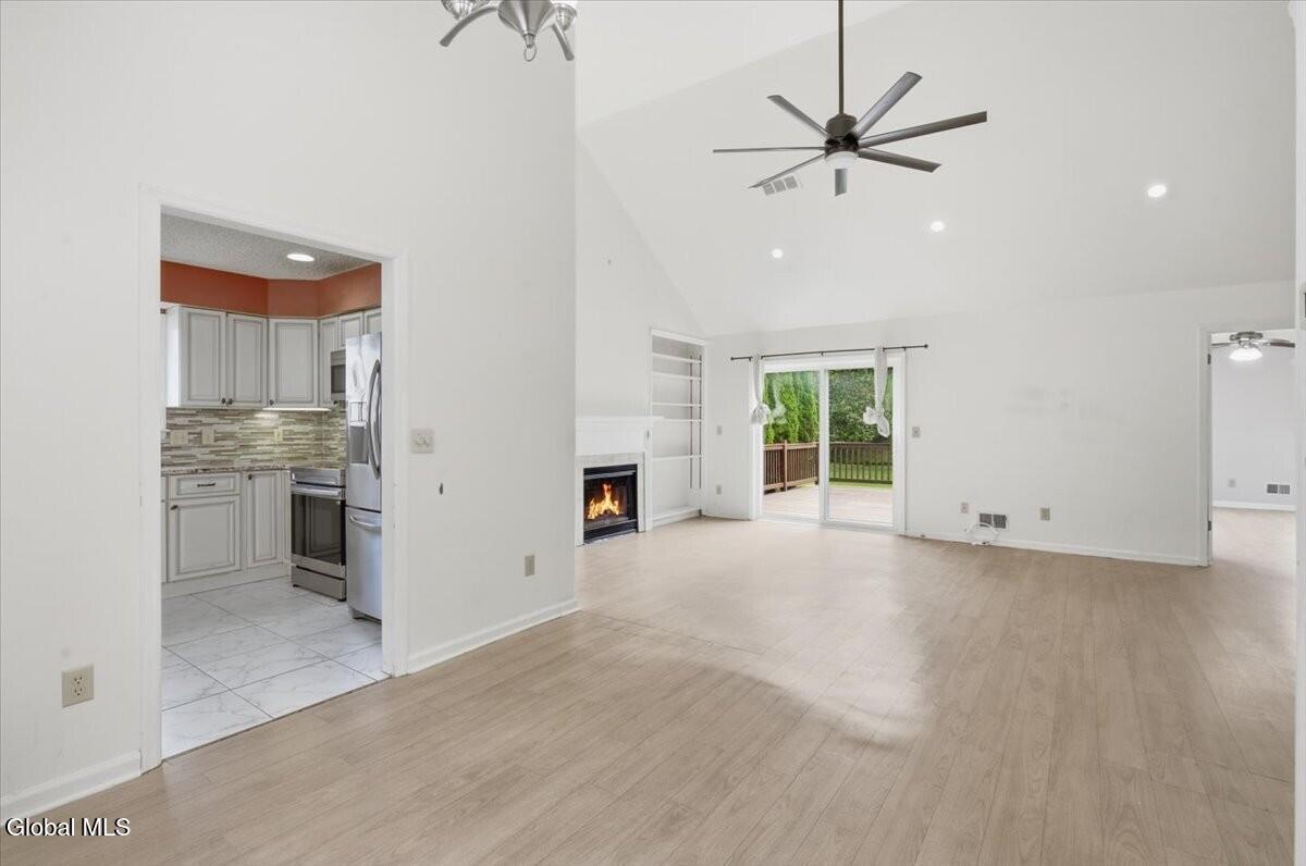 24 Loudonwood East Loudonville NY 12211
