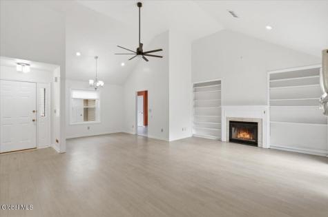 24 Loudonwood East Loudonville NY 12211