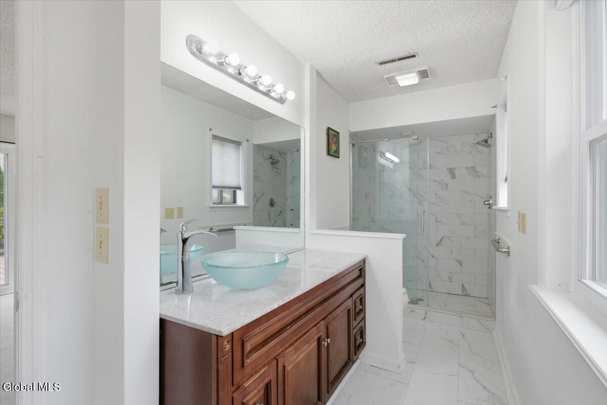 24 Loudonwood East Loudonville NY 12211