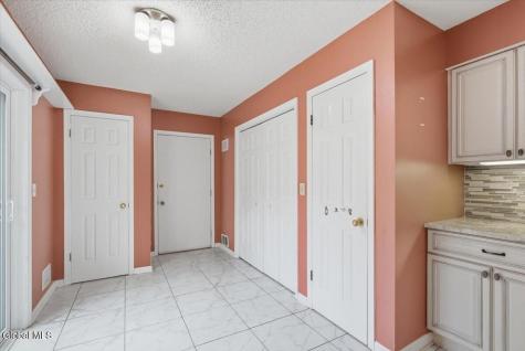 24 Loudonwood East Loudonville NY 12211