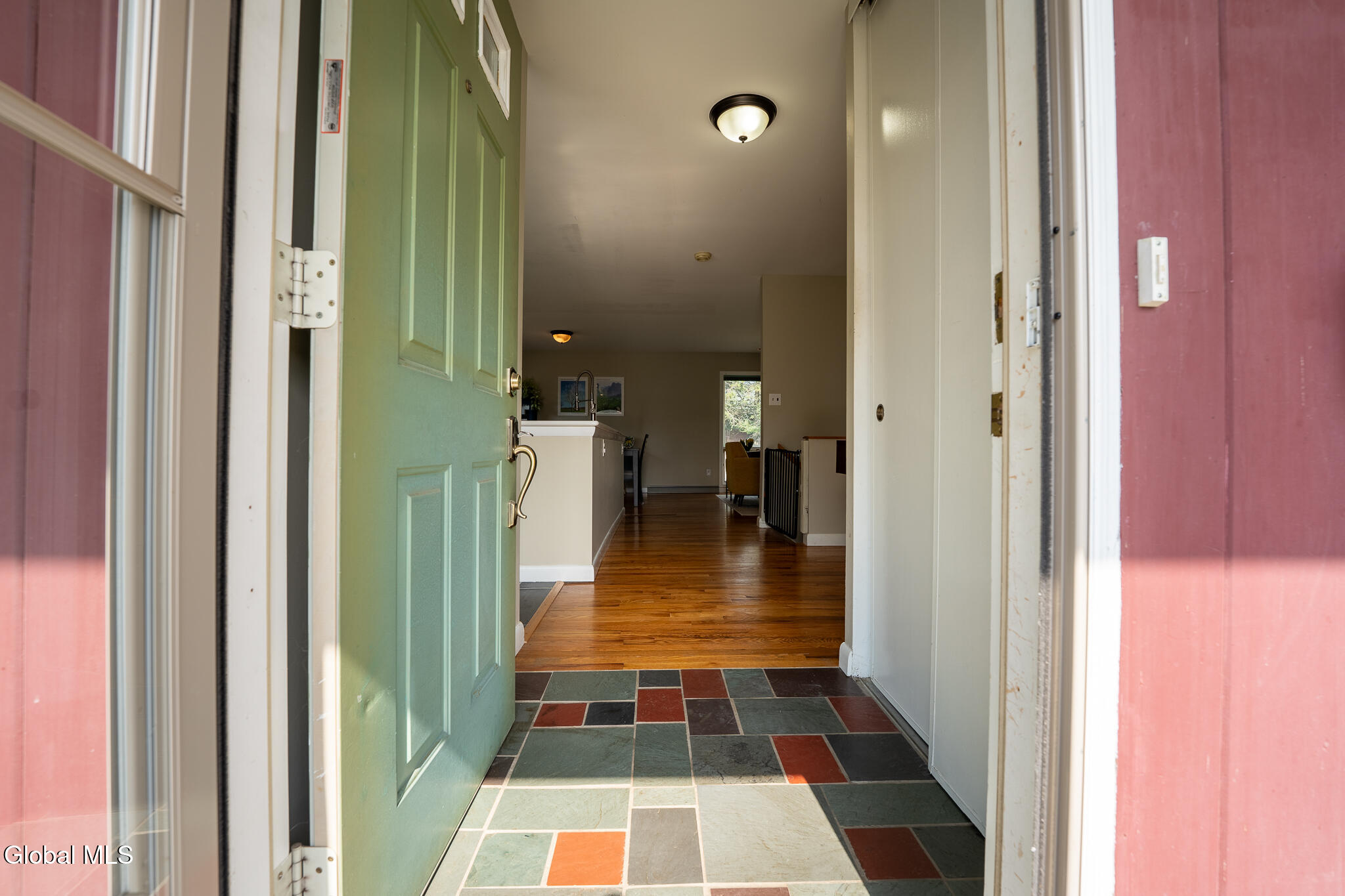 52 Hawthorne Avenue Albany NY 12203