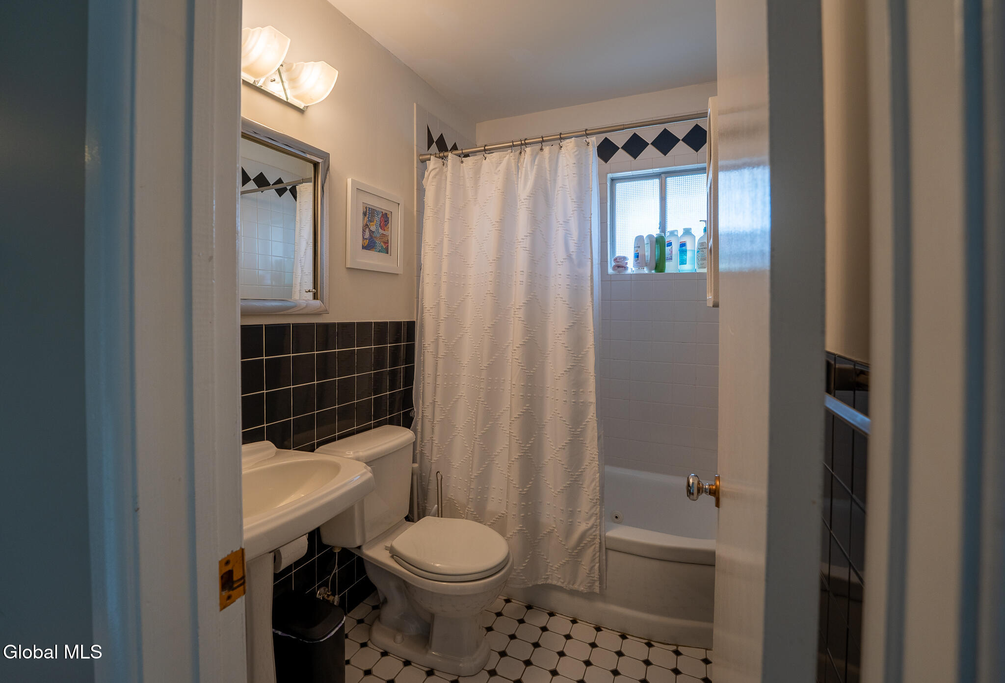 52 Hawthorne Avenue Albany NY 12203