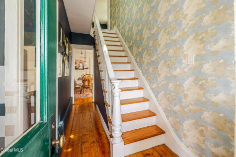 16 Worth Avenue Hudson NY 12534