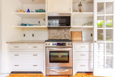 16 Worth Avenue Hudson NY 12534