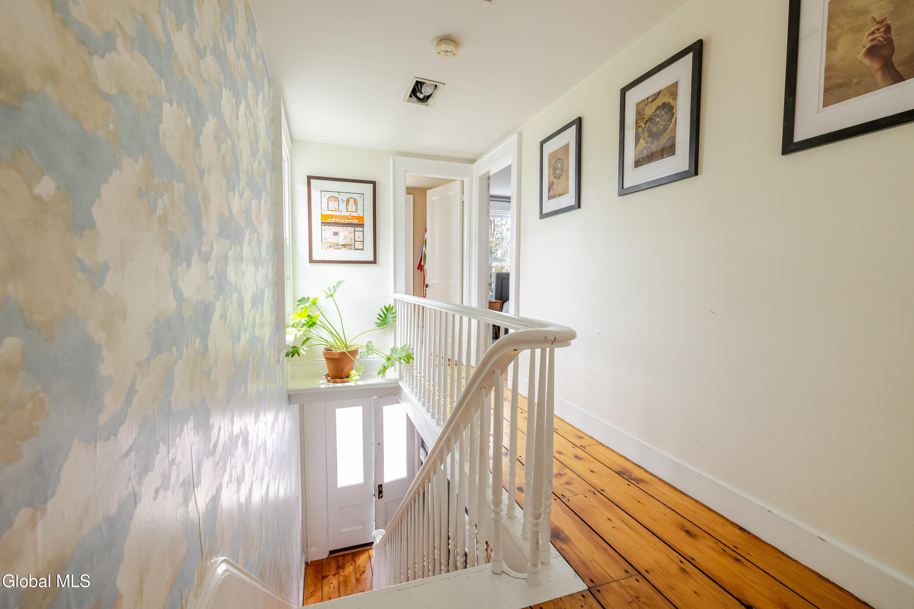 16 Worth Avenue Hudson NY 12534
